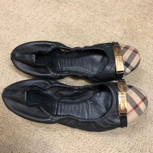 Burberry flats size 8
